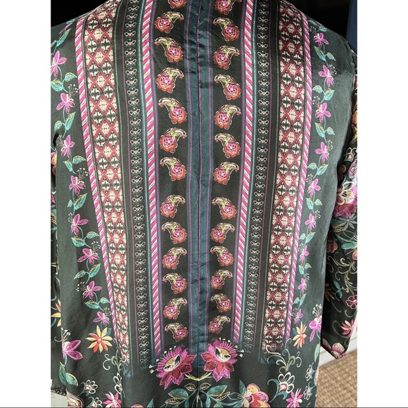 Johnny Was Forza Carson Silk Floral Blouse XS - Picture 11 of 12